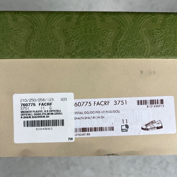 Gucci ACE GG Green Crystal coated canvas trainers. - Picture 14 of 15